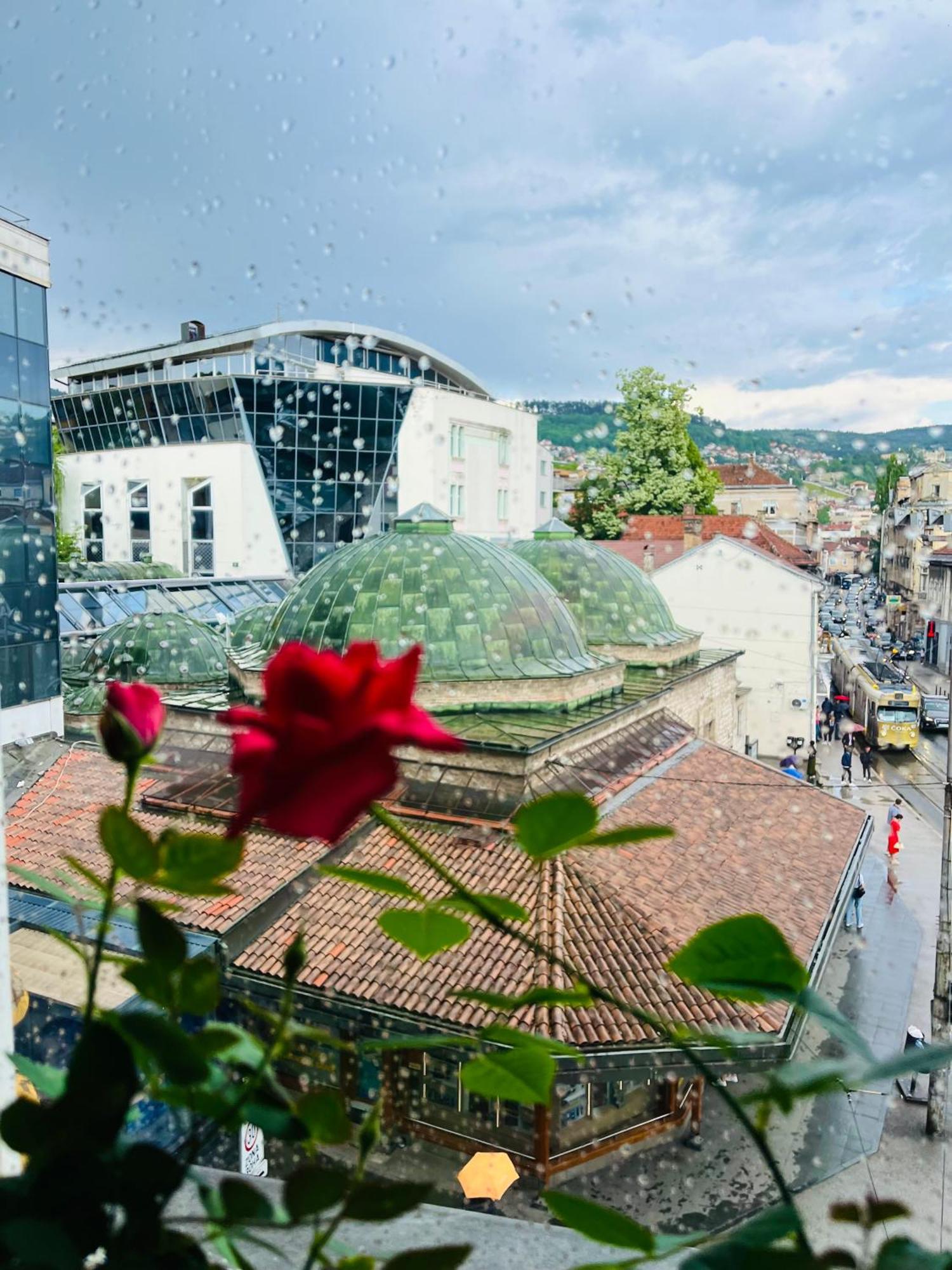 Historijski Luksuz U Starom Gradu, Garage Parking Saraievo Exterior foto